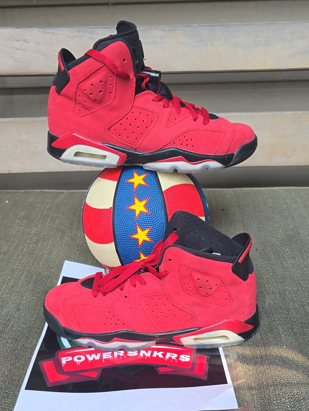 Jordan Retro 6 Toro Bravo